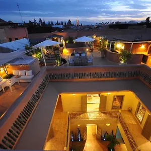 4* رياد رياض فندوم و سبا